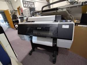 lot 8 image: Epson Stylus Pro 7890 Model K161A Wide Format Inkjet Printer