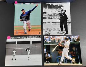 lot 419 image: (4) MLB player photos. Tony Gwynn Official Seal of MLB, Rays and others