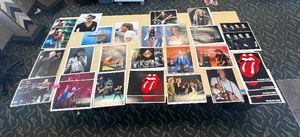 lot 463 image: (30) Pop Artist Photos Approx 12 x 15