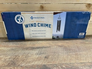 lot 31 image: Members Mark Wind Chime, 51.5 Aluminum Wind Chime, Fully Assembled In The Box - BRAND NEW - RETAIL PRICE $35