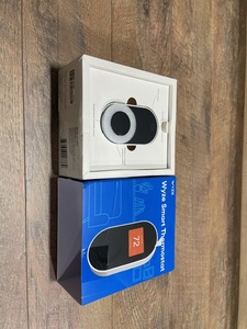 lot 33 image: Wyze 7-Day Smart Programmable Thermostat - BRAND NEW - RETAIL PRICE $57.89