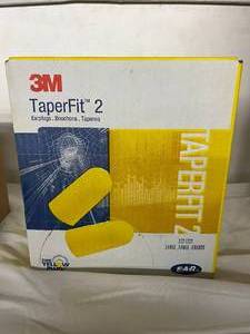 lot 64 image: 1 BOX 3M NEW&nbspTaperFit 2 Uncorded Disposable Foam Earplugs - Size Large