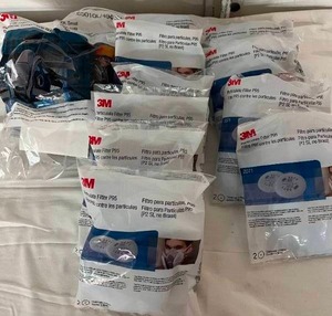 lot 18 image: 1 NEW In Package&nbsp3M&nbspRugged Comfort Quick Latch Half Facepiece Reusable Respirator 6501QL, Gases, Vapors, Dust, Small & Lot Of 10 New In Packages&nbsp3M 2071 Respiratory Protection Contamination Prevention Particulate Filters P95 