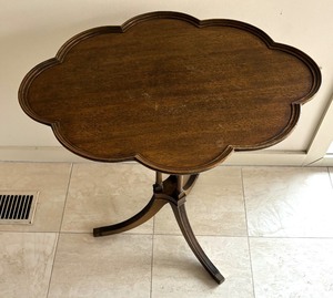 Vintage Scalloped Edge Wooden Accent Table