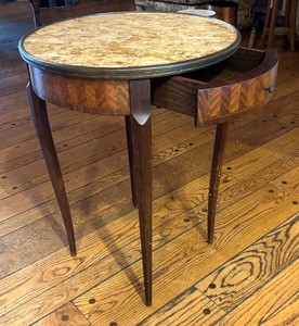 Vintage Louis XVI Style Round Pedestal Table