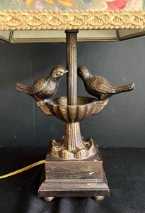 Lovely Decorative Bird Bath Table Lamp