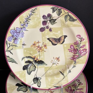 (10) Tracy Porter The Home Collection  Decorative Plates