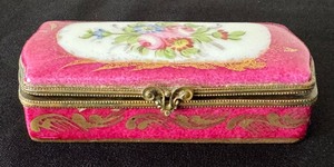 Vintage Hand Painted Limoges Trinket Box