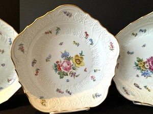(4) Fischer and Ming Pirkenhammer Floral Design Bowls