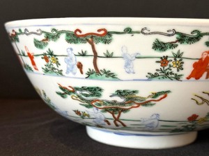 Vintage Chinese Enameled Porcelain Bowl