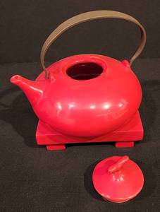 Cute Crate & Barrel Teapot with Stand & Set of Capiz Bowls