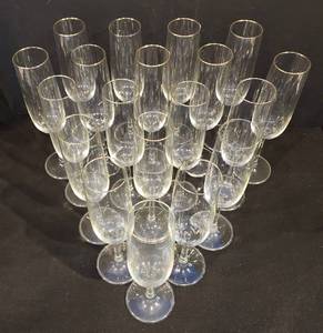 Classic Design Matching Stemware Set