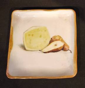 Fresh & Pretty Casserole & Plate Collection including Longchamp Plates