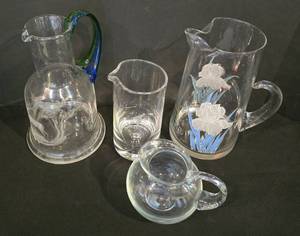 Pretty Pitcher Selection