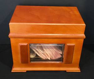 Mr. Christmas Music in Motion Wooden Music Box Player Piano