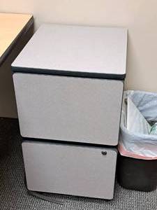 lot 62 image: File Cabinet 2-drawer