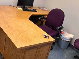 lot 49 image: Wood L-Shape Office Desk with Office Arm Chair and Floor Protector