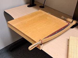 lot 109 image: 18 Paper Cutter