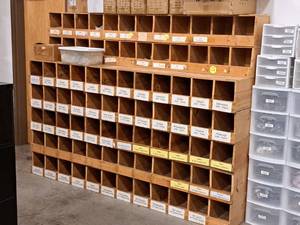 lot 132 image: Wooden Custom Cubby  Storage Organizer 7-sections