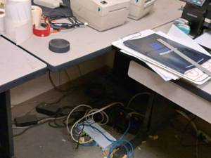 lot 143 image: Office Desk