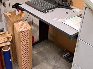 lot 147 image: Office Desk