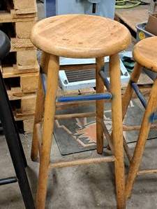 lot 162 image: 30 Wooden Stool