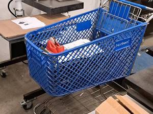 lot 165 image: Shopping Cart