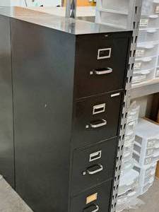 lot 131A image: Hon Metal File Cabinet 4-drawer