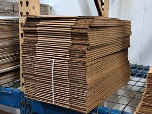lot 194 image: Lot of (45) Cardboard Flats 18x6x6
