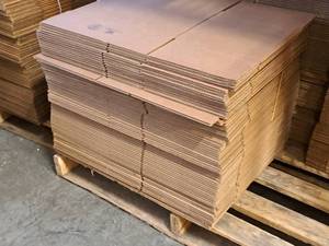 lot 211 image: Lot of (71) Cardboard Flats 17-14x11-12x12