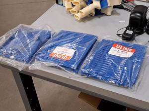 lot 253 image: Lot of (2-12 Bags) Uline Plastic Truck Seals H-543BLU