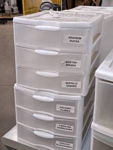 lot 298 image: Lot of (2) Plastic Storage Cabinets 3-drawer