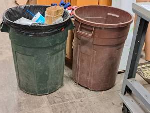 lot 293 image: Lot of (2) Garbage Cans