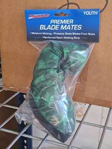 lot 511A image: Lot of (15) Proguard Size Youth Premier Blade Mates