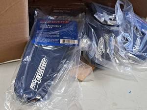 lot 996 image: Lot of (20) ProGuard Size Large Replacement Insoles