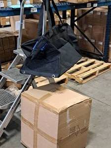 lot 938 image: Lot of (12) ProGuard Team Bags