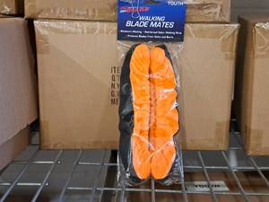 lot 586 image: Lot of (60) ProGuard Size Youth Blade Guards