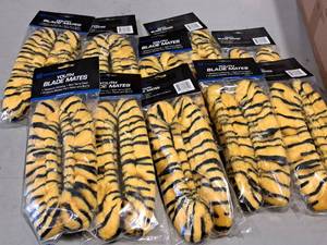 lot 595 image: Lot of (10) ProGuard Blade Mates Size Youth Blade Guards