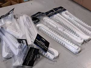 lot 1539 image: Lot of (10) ProGuard Centipede Figure Skate Guards