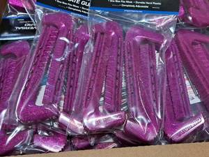 lot 1529 image: Lot of (10) ProGuard Premier Universal Skate Guards