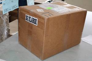 lot 1130A1 image: Lot of (1 Box) Size X-Large Skate Socks