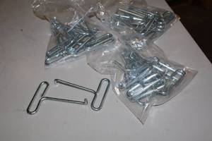lot 1628 image: Lot of (30) Skate Lace Tighteners