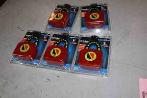 lot 2077 image: Lot of (5) Safetgard LockGard Size Adult Mouthguard LGSR02
