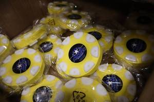 lot 2361 image: Lot of (25) ProGuard ProPuck Roller Hockey Puck