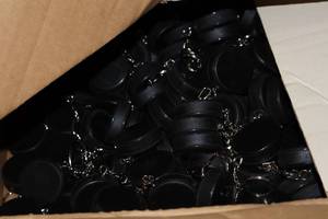 lot 2427 image: Lot of (250) Blank Mini Puck Keychains