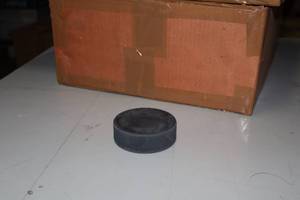 lot 2414 image: Lot of (1 Box) Unprinted Hockey Pucks 100-count ( 100 total items )