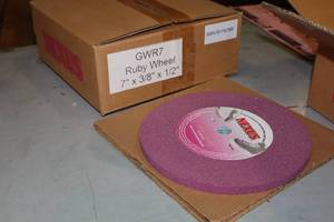 lot 2662 image: Lot of (1 Box) Colonial West Co (USA) Nexus Grinding Wheels 7x38x12 6-count ( 6 total items )