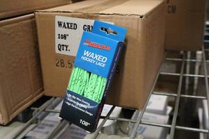lot 2712 image: Lot of (1 Box) ProGuard 108 Waxed GreenBlack Hockey Lace Pairs 36-count ( 36 total items )