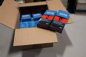 lot 2726 image: Lot of (14 Pair) ProGuard 84 Waxed OrangeBlack Hockey Lace