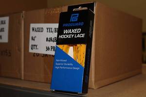 lot 3364 image: Lot of (1 Case) ProGuard 84 Waxed YellowBlack Hockey Lace 36-count ( 36 total items )